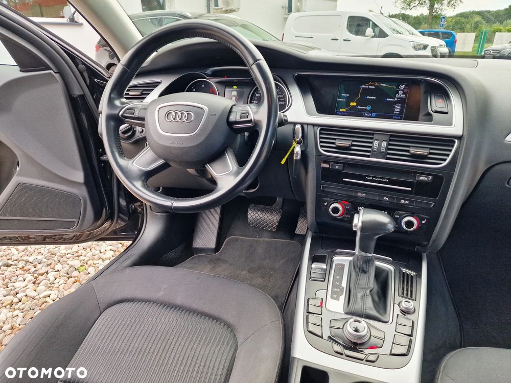 Audi A4 Avant - 11