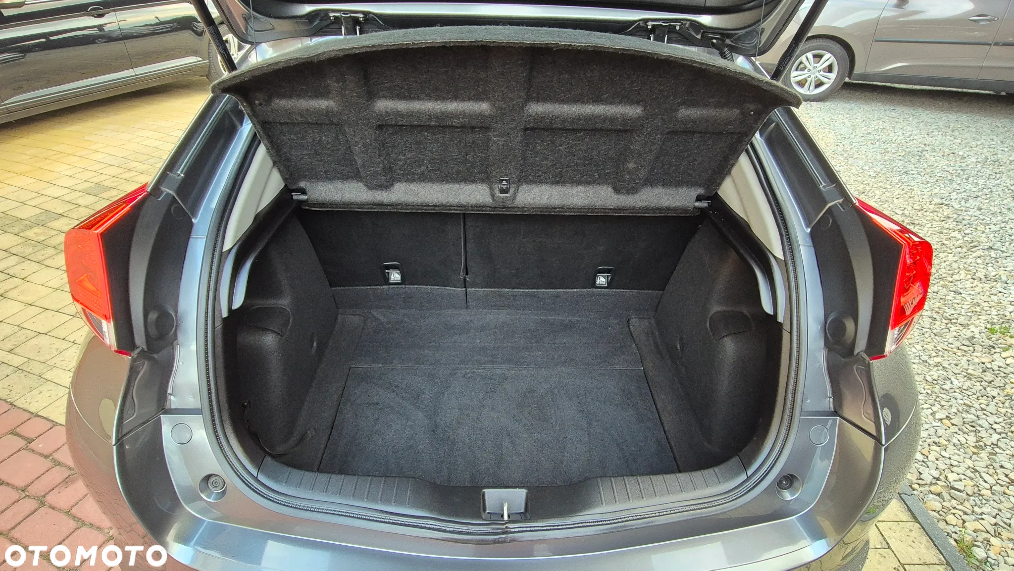 Honda Civic 1.4 i-VTEC S 40 Jahre Edition - 25