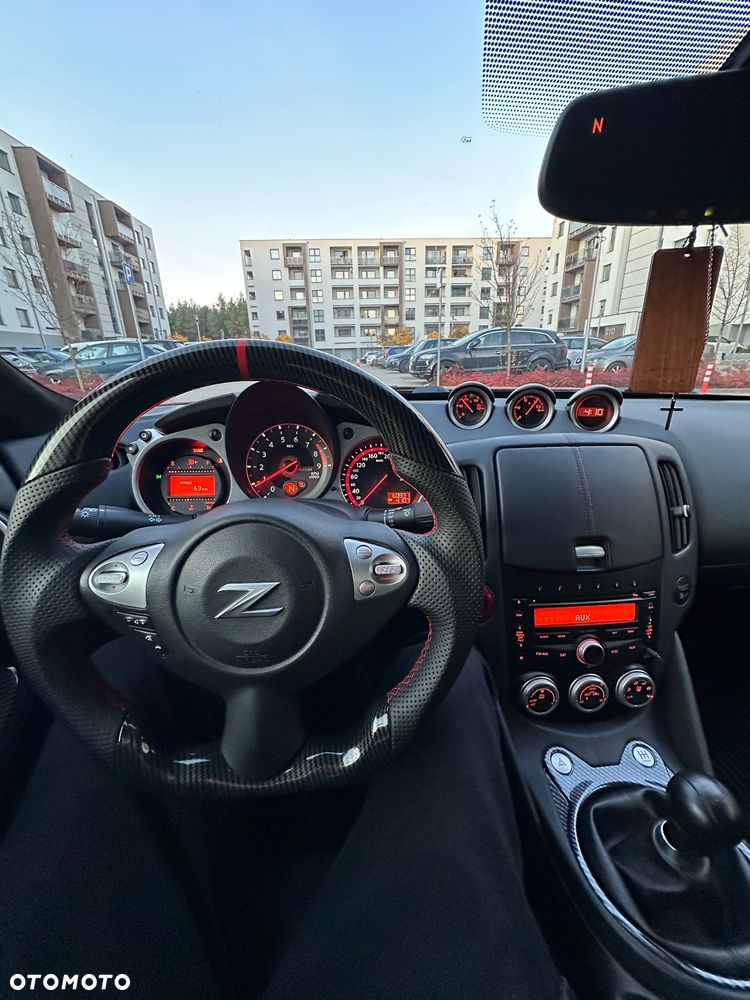 Nissan 370 Z 3.7 V6 Nismo - 8