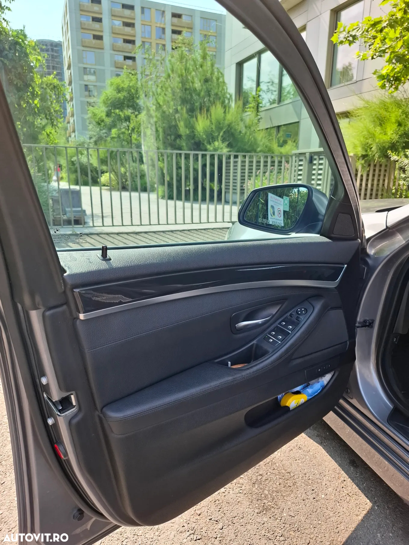BMW Seria 5 525d xDrive Aut. Luxury Line - 22