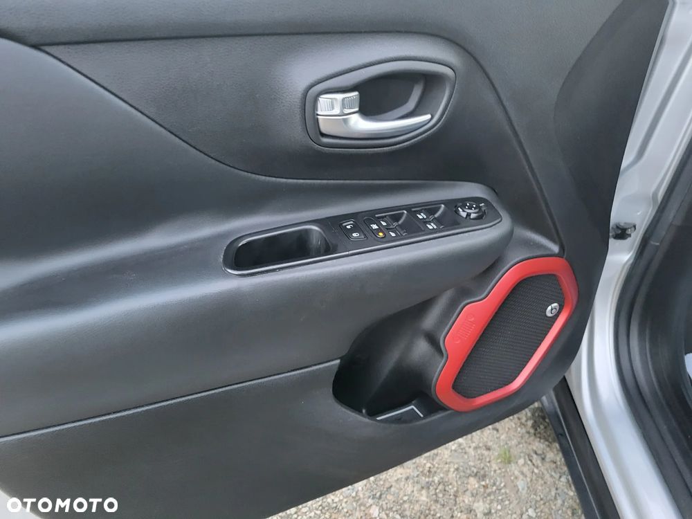 Jeep Renegade 2.0 MultiJet Active Drive Low Automatik Trailhawk - 16