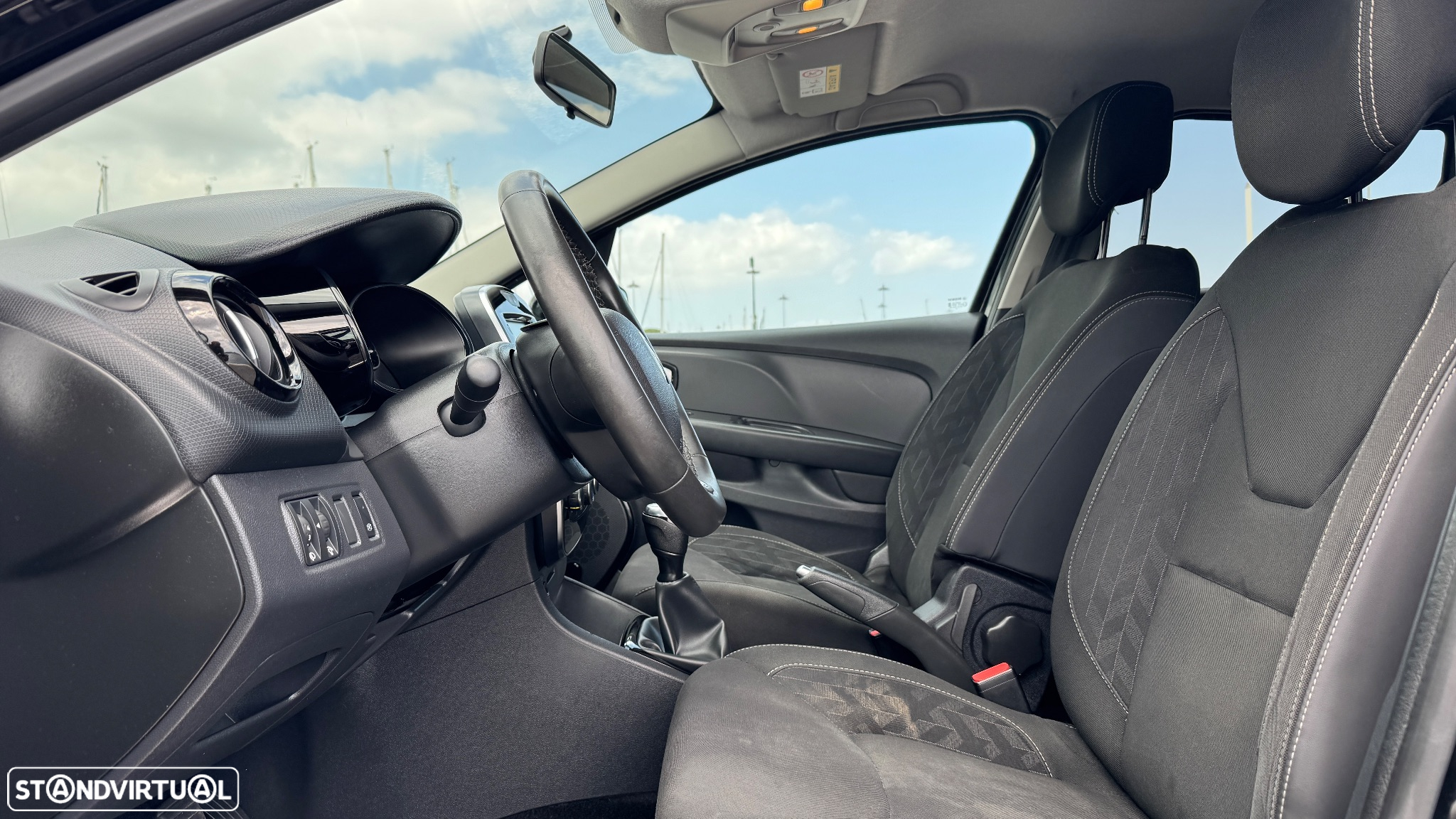 Renault Clio Sport Tourer 0.9 TCe Limited - 15