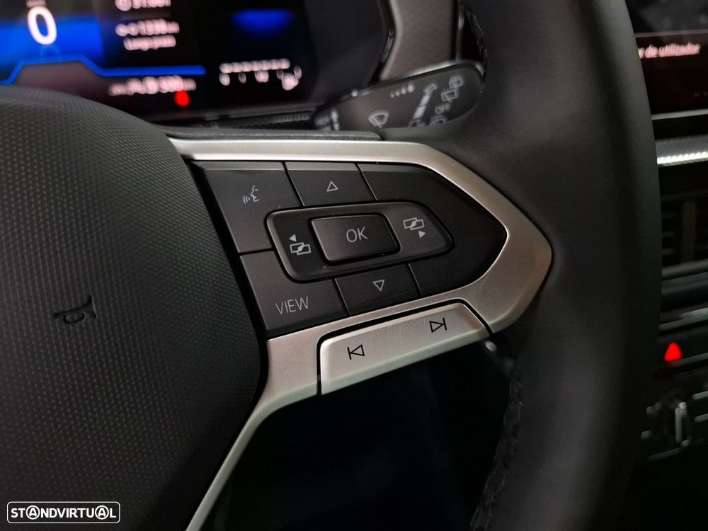 Volkswagen T-Cross 1.0 TSI Urban — fotografia 17