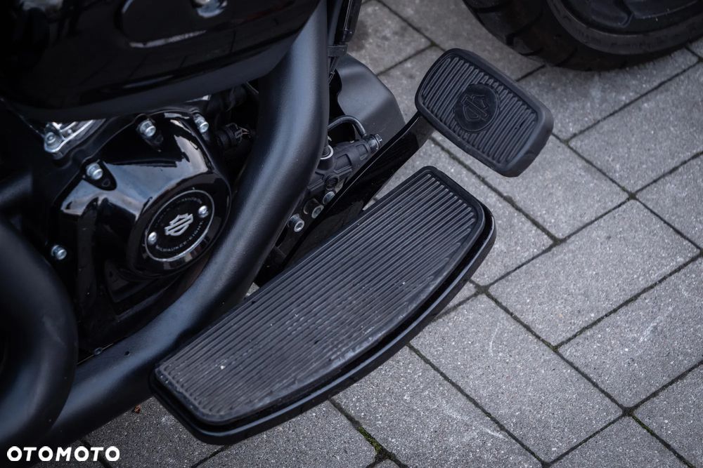 Harley-Davidson Trike Freewheeler - 25