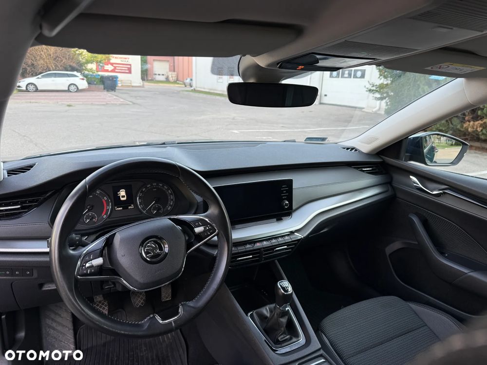 Skoda Octavia 1.5 TSI ACT Ambition - 9