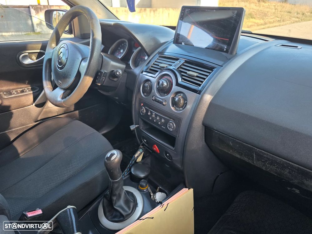 Renault Mégane Break 1.9 dTi Authentic - 13