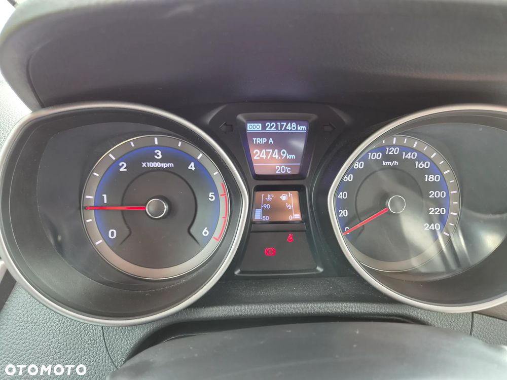 Hyundai i30 blue 1.6 CRDi Classic Navigation - 17
