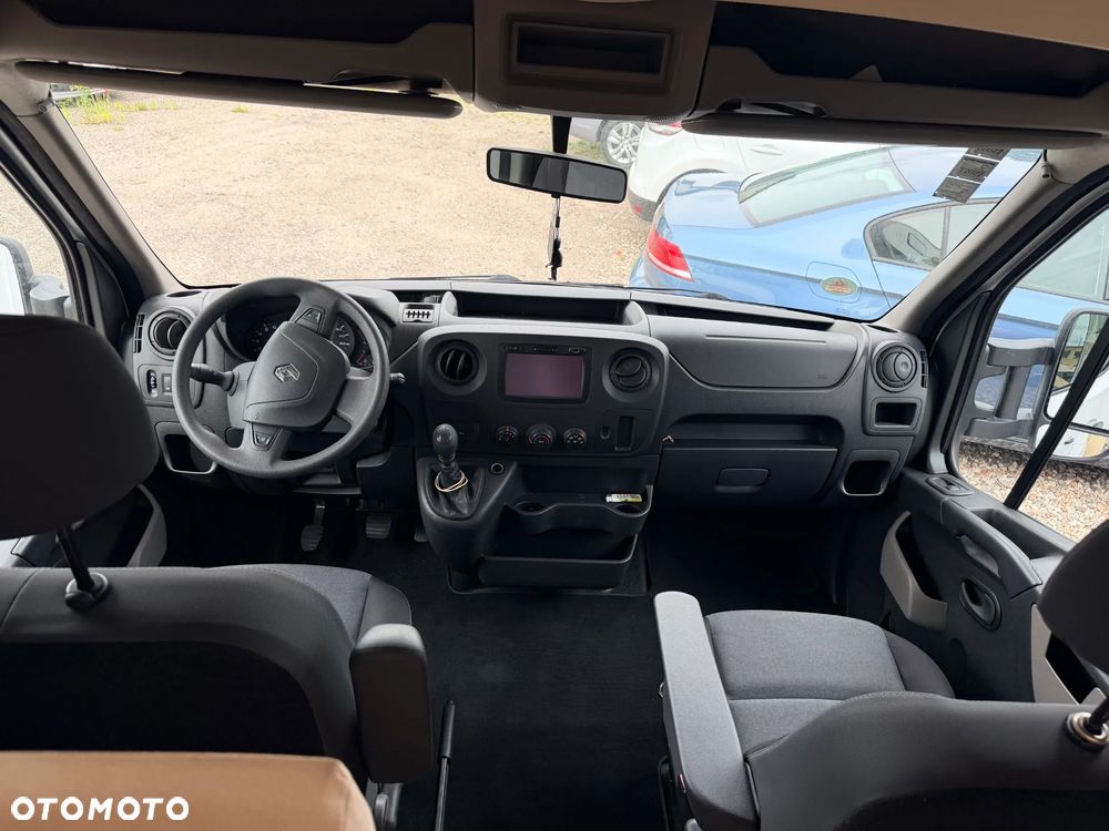 Renault Master - 25