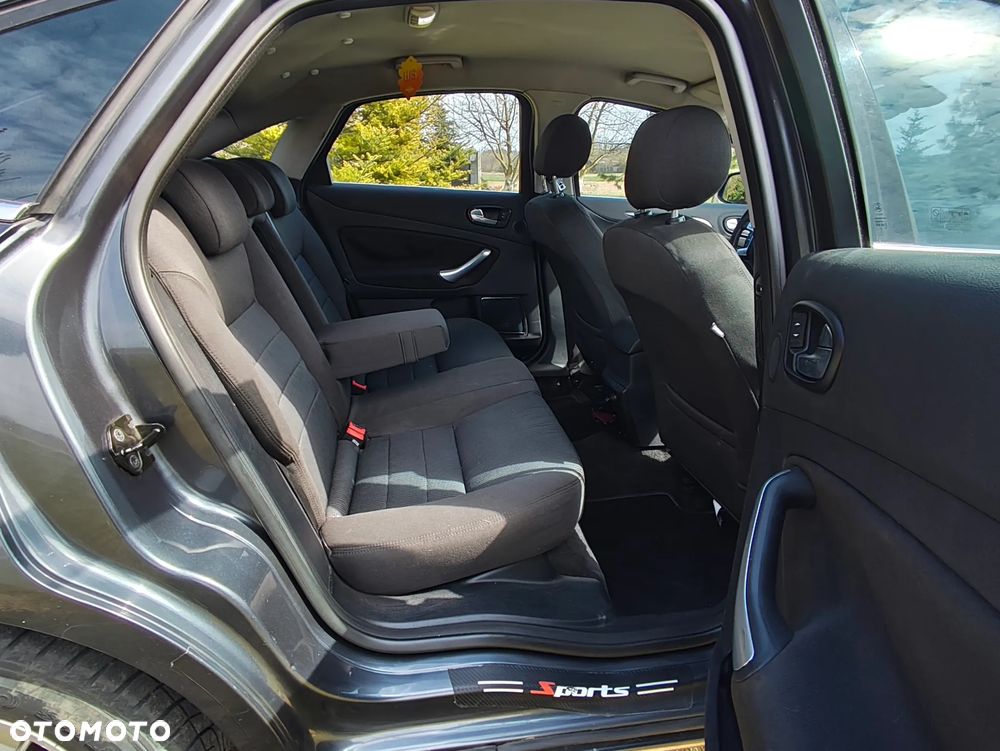 Ford Mondeo 2.0 Titanium X - 29