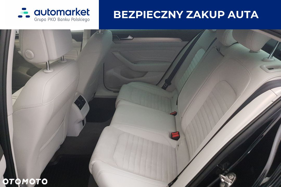 Volkswagen Passat 2.0 TSI Elegance DSG - 11