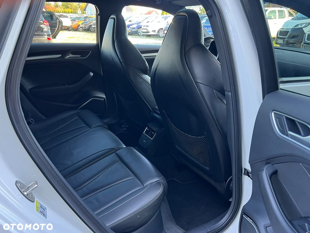 Audi S3 Sportback - 25