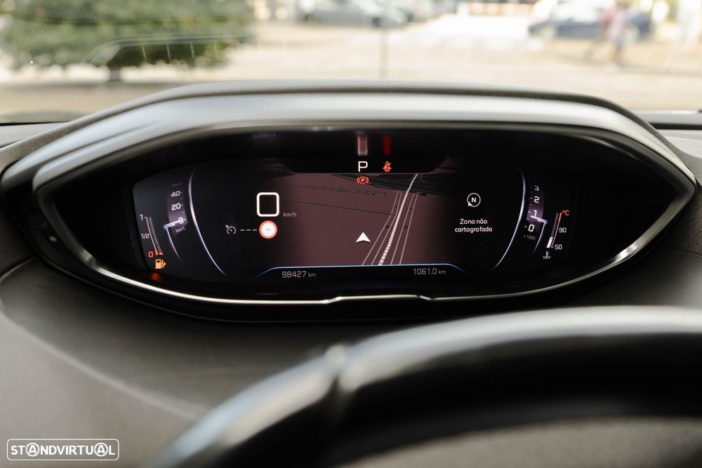 Peugeot 3008 1.2 PureTech Allure EAT8 - 11