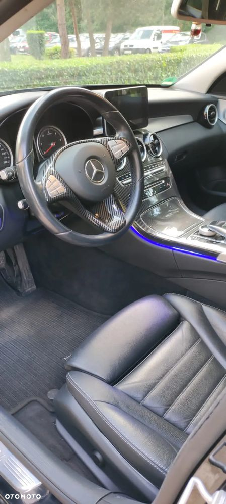 Mercedes-Benz Klasa C 220 (BlueTEC) d T 7G-TRONIC Exclusive - 4