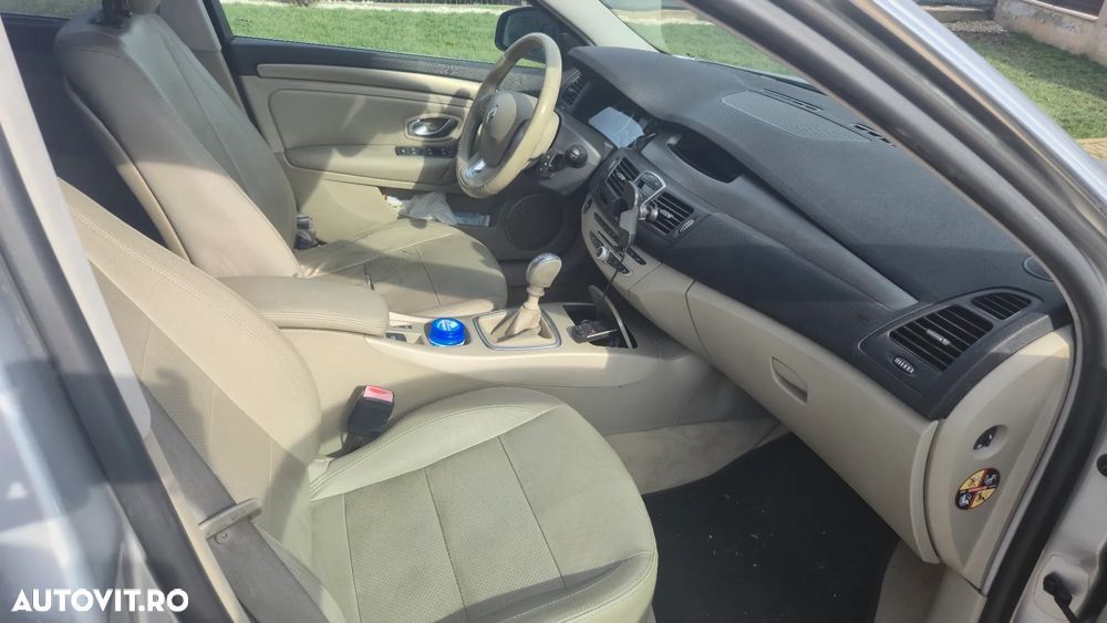 Renault Laguna 2.0 dCi LUX - 7