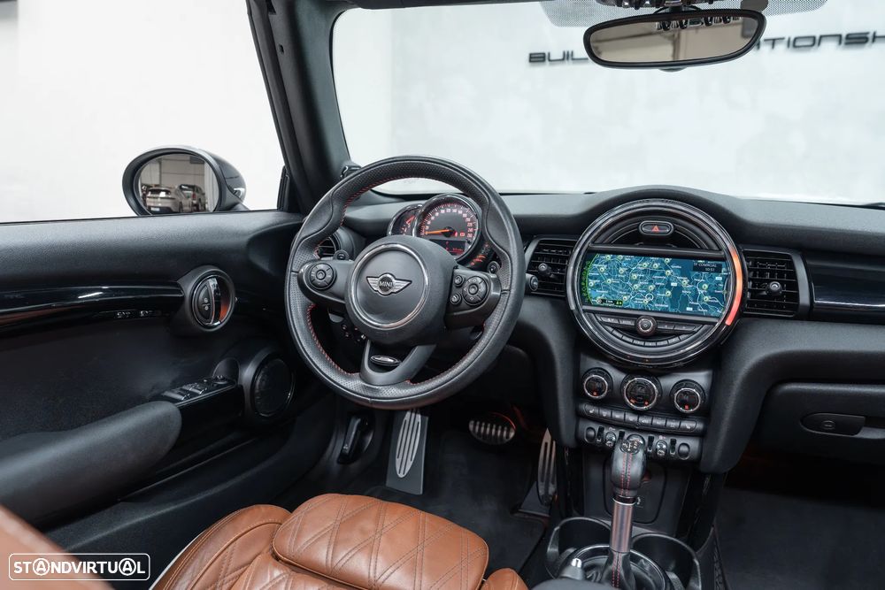 MINI Cabrio Cooper SD Auto - 21