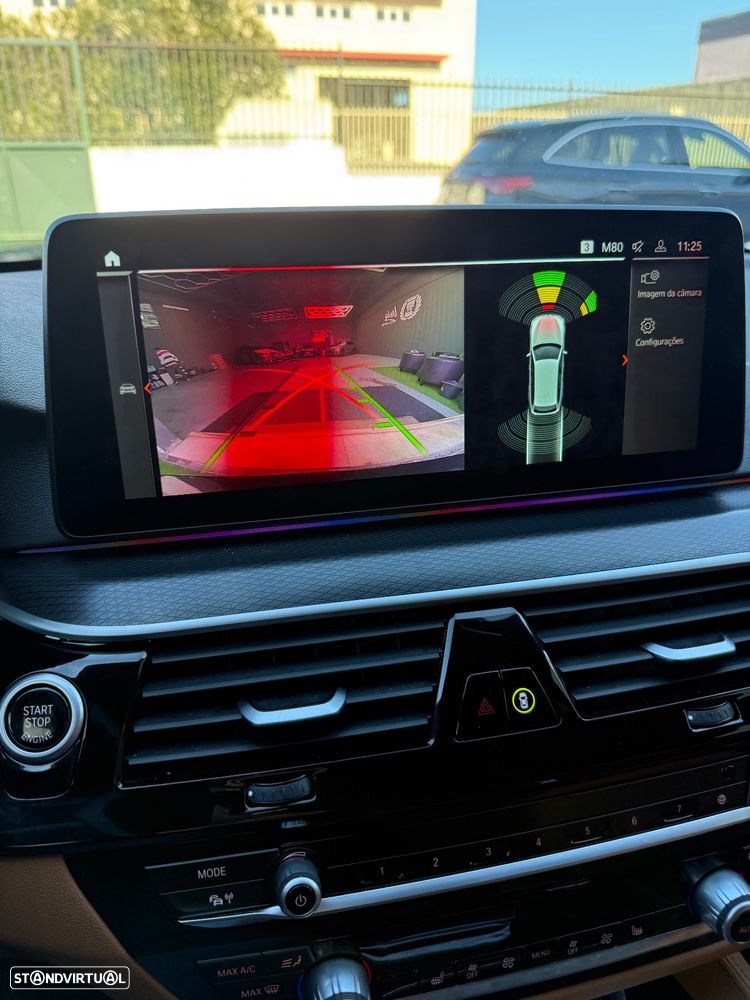 BMW 520 d xDrive Pack Desportivo M Pro - 39