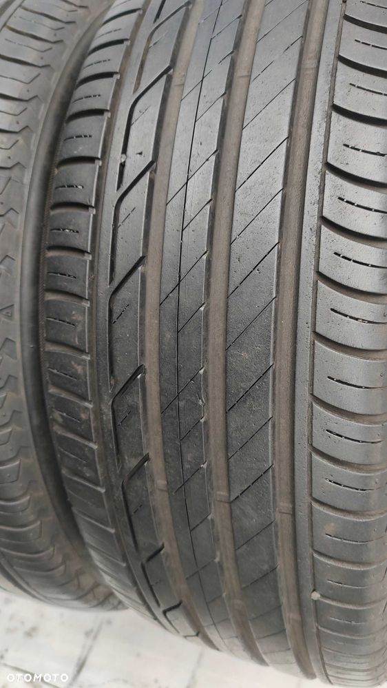 Opony Letnie 215/50/18 Bridgestone 2szt 7mm - 2