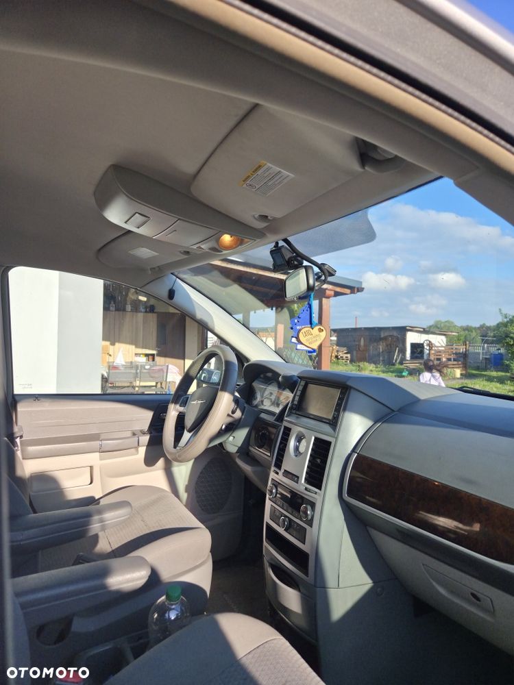 Chrysler Grand Voyager - 6