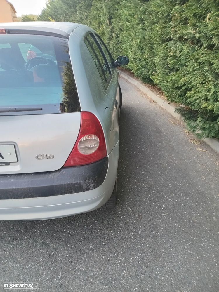 Renault Clio 1.2 Confort Authentique GPL - 4
