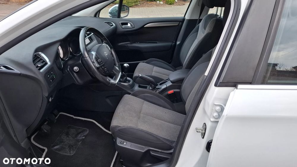 Citroën C4 1.6 VTi Equilibre - 11