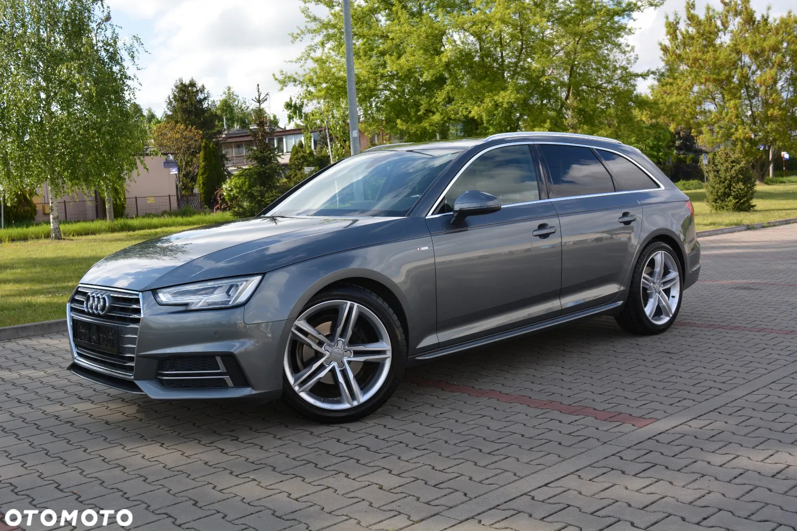 Audi A4 Avant 2.0 TDI DPF clean diesel S line Sportpaket - 4