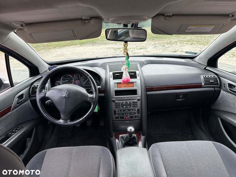 Peugeot 407 - 7
