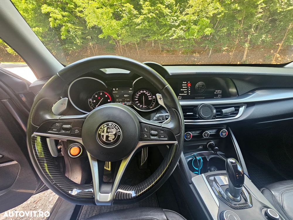 Alfa Romeo Stelvio 2.2 JTDM AWD AT8 Estrema - 8