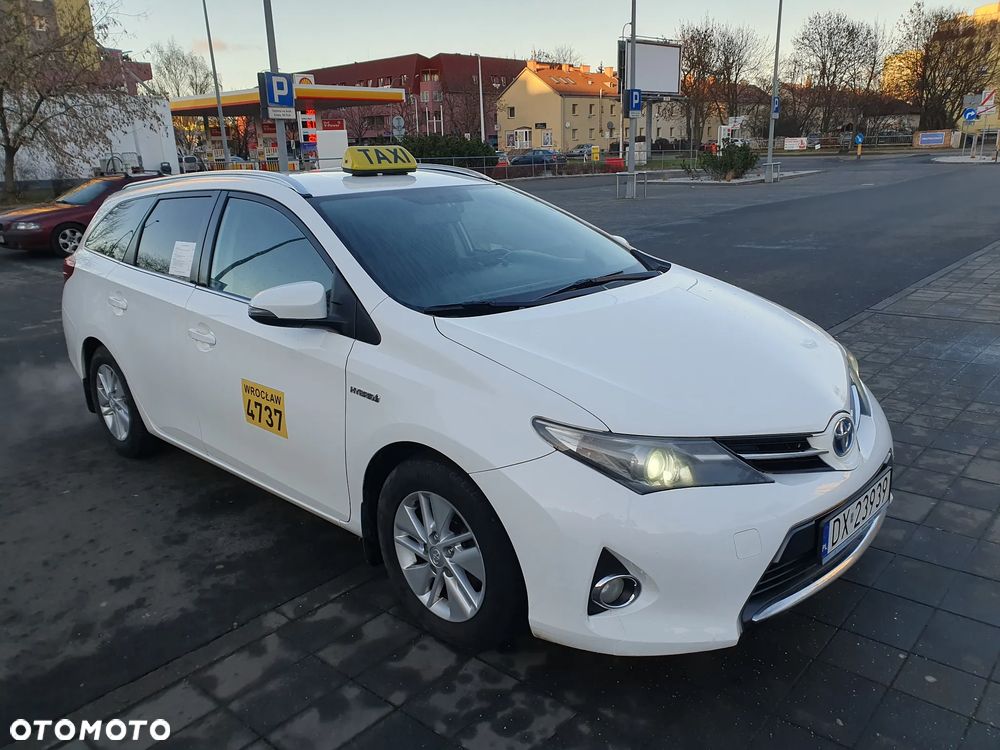 Toyota Auris 1.8 HSD Sol - 3