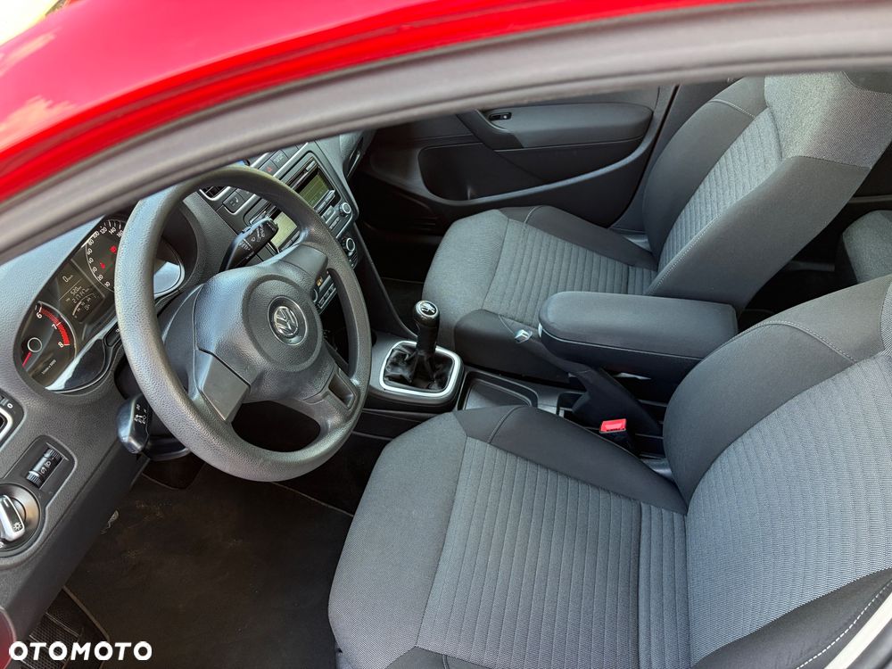 Volkswagen Polo 1.4 Highline - 14
