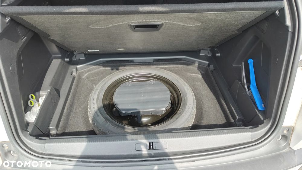 Peugeot 3008 1.2 PureTech Allure S&S - 17