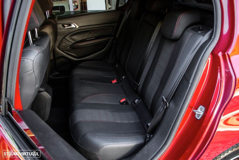 Peugeot 308 1.5 BlueHDi GT Line - 20
