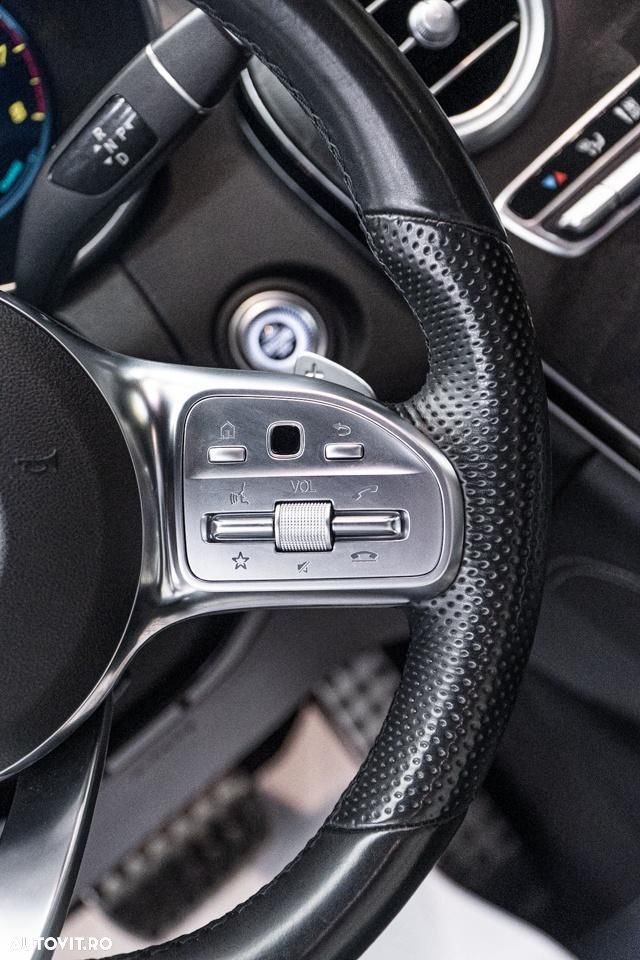 Mercedes-Benz GLC Coupe 200 - 28