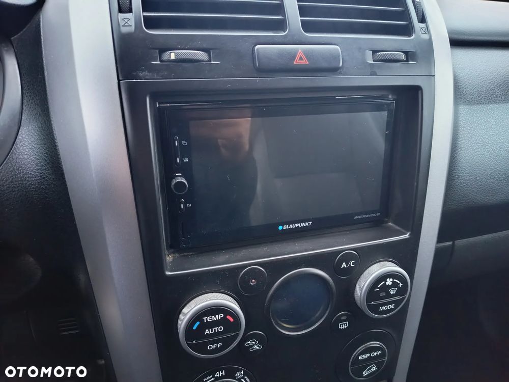 Suzuki Grand Vitara - 22