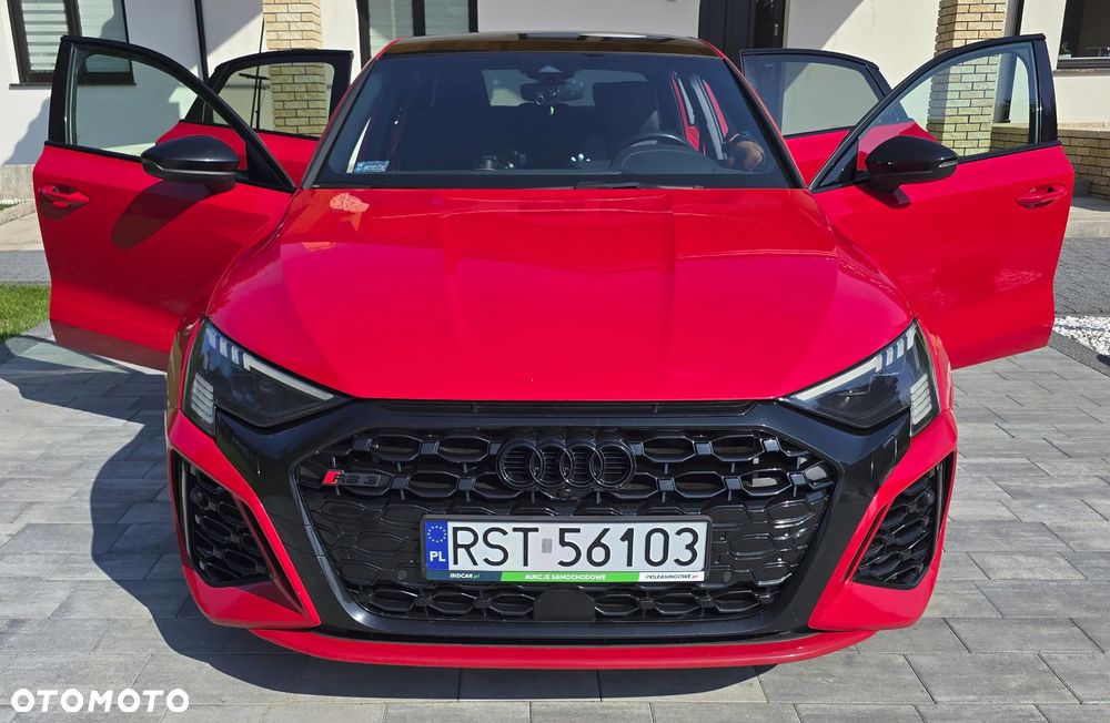 Audi RS3 Limousine - 9