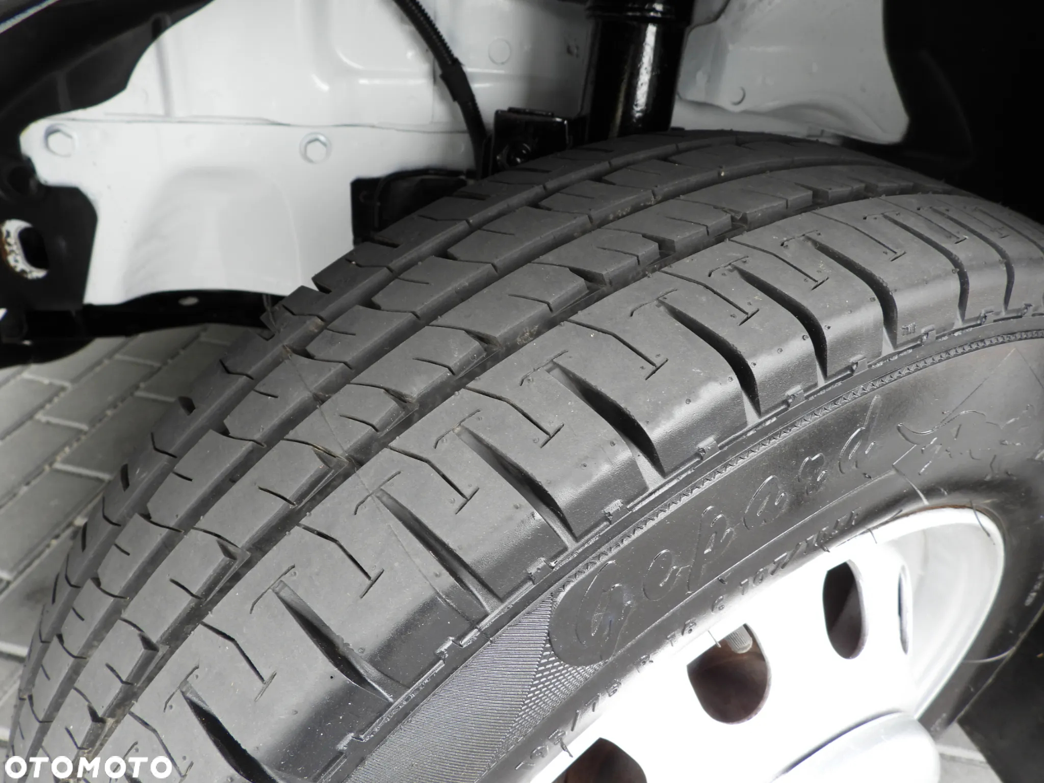 Ford TRANSIT KONTENER / CHŁODNIA 5*C / TEMPOMAT LEDY BLIŹNIACZE KOŁA KLIMATYZACJA 130KM [ U89312 ] - 26