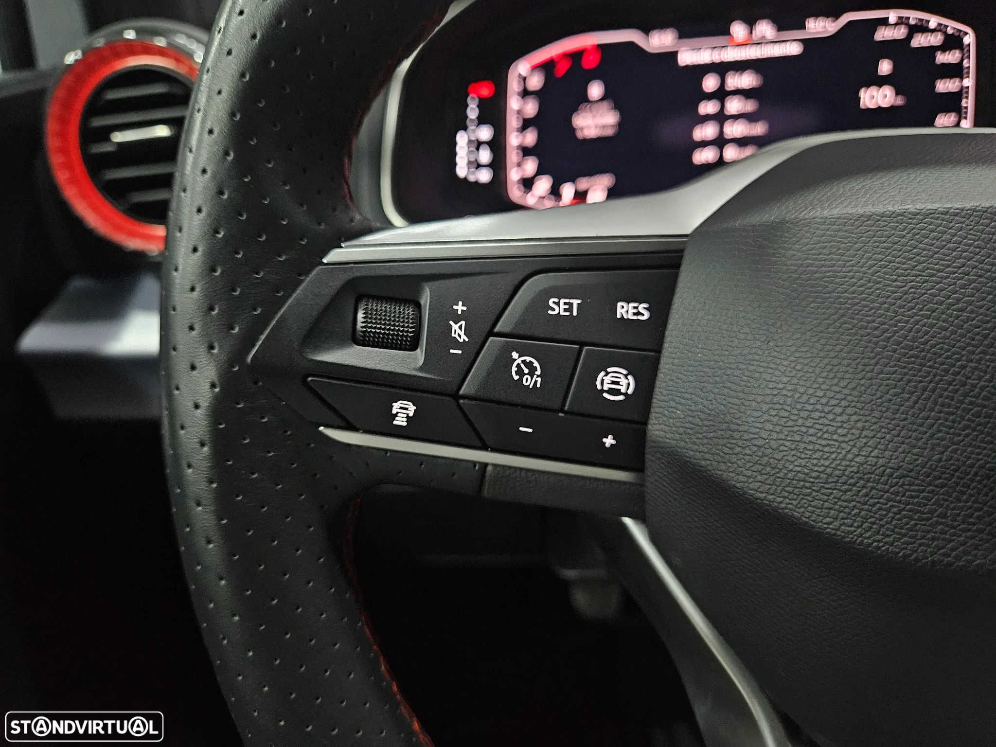 SEAT Arona 1.0 TSI FR - 19