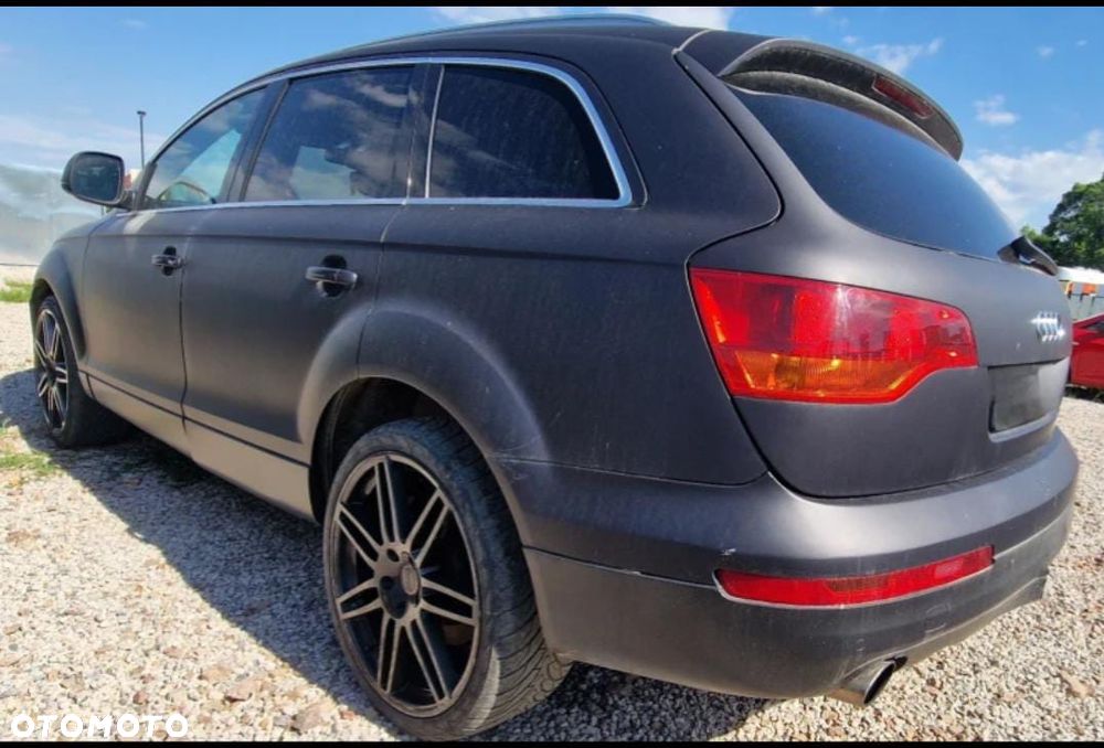 Audi Q7 - 13