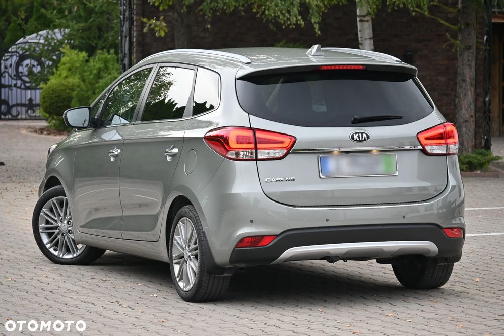 Kia Carens 2.0 GDI Automatik Edition 7 - 11