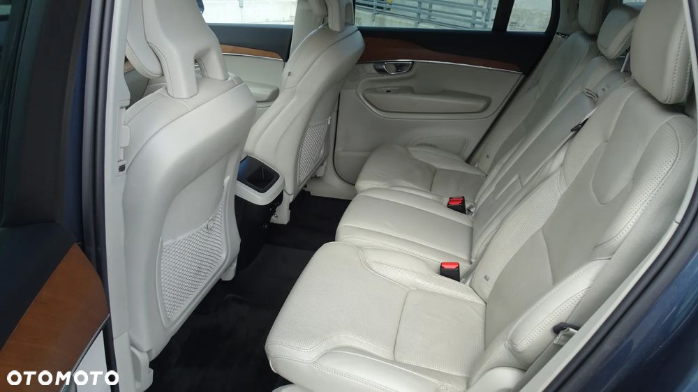 Volvo XC 90 D5 AWD Inscription - 12
