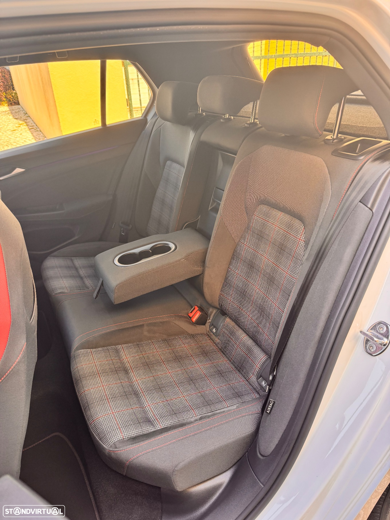 VW Golf 2.0 TSI GTI DSG - 17