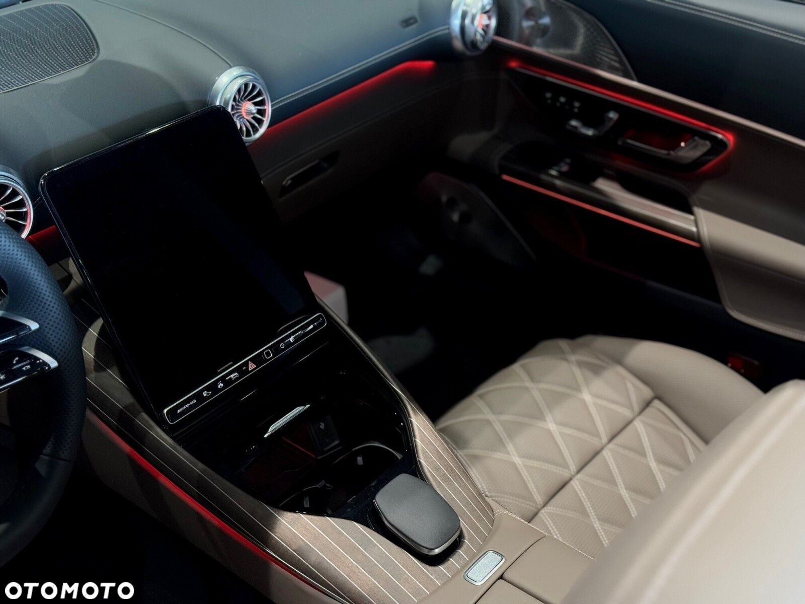 Mercedes-Benz SL - 32
