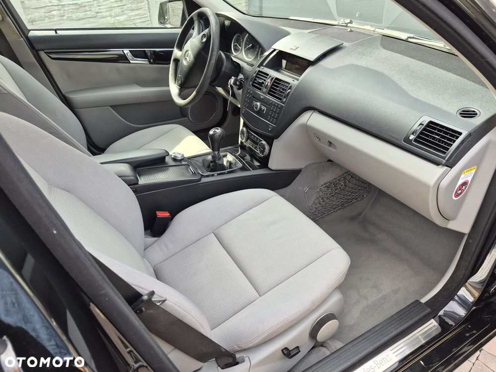 Mercedes-Benz Klasa C 200 CDI Classic - 4