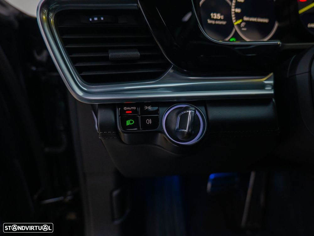 Porsche Panamera Sport Turismo 4 E-Hybrid - 19