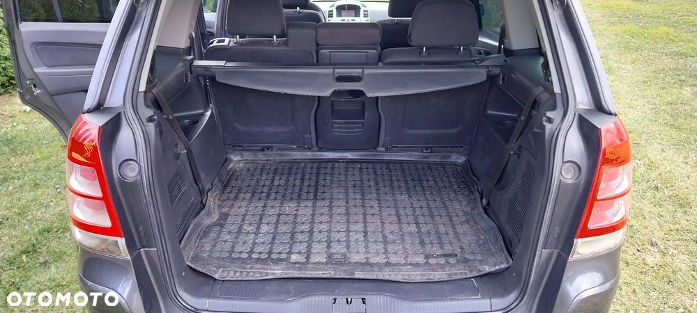 Opel Zafira 1.8 Enjoy - 17