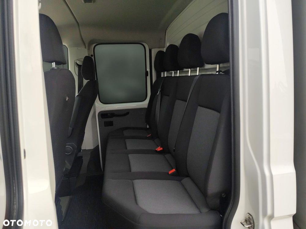 Volkswagen Crafter 35 Podwójna kabina - 12