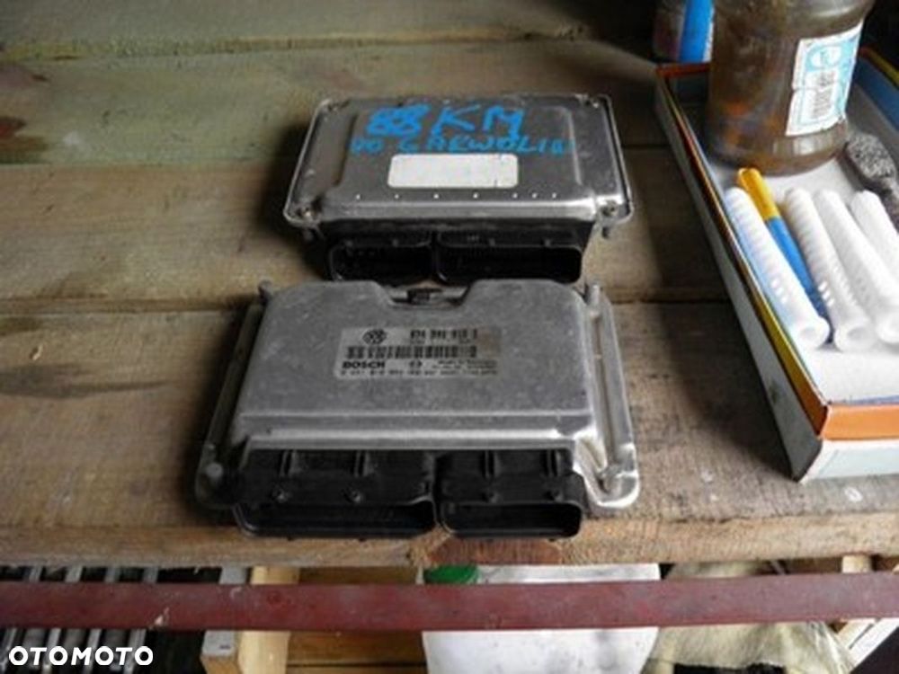 TRANSPORTER T4 2.5 TDI 88KM STEROWNIK 074906018B - 1