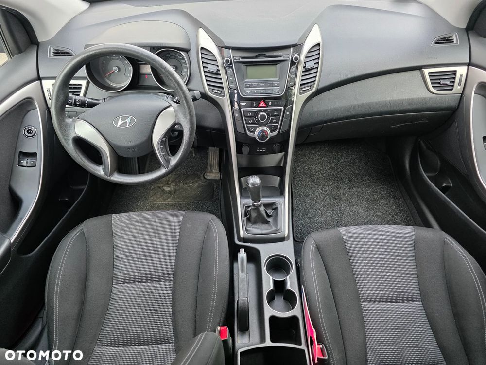 Hyundai i30 1.4 Trend - 6