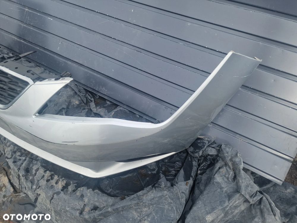 16/ zderzak przedni seat leon III - 4