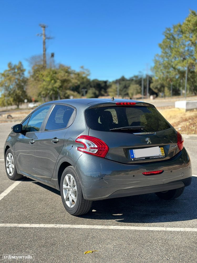 Peugeot 208 1.2 VTi Allure - 5