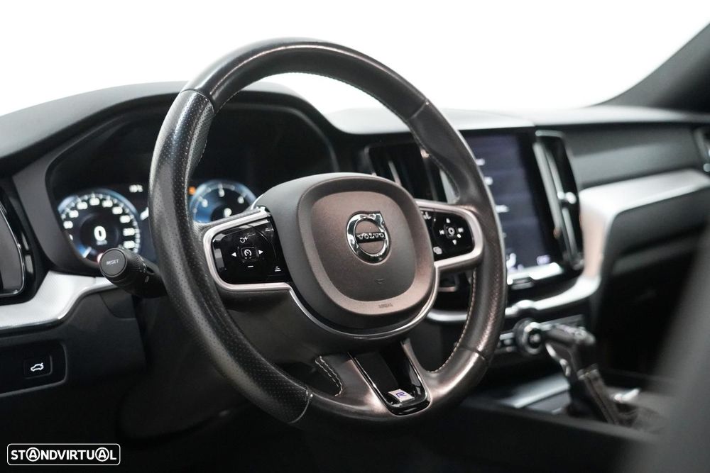 Volvo XC 60 2.0 D4 R-Design Geartronic - 8